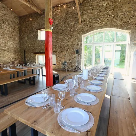 Domaine Privatif Pour Groupes Pouvant Accueillir 34 Personnes Villa