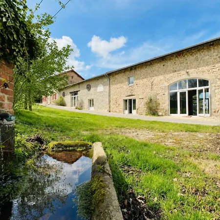 Domaine Privatif Pour Groupes Pouvant Accueillir 34 Personnes Lavoine